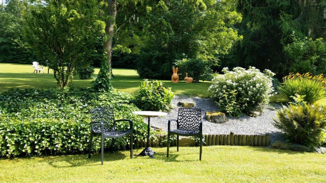 Domaine De L'Olifant Bed & Breakfast Champanges Екстериор снимка