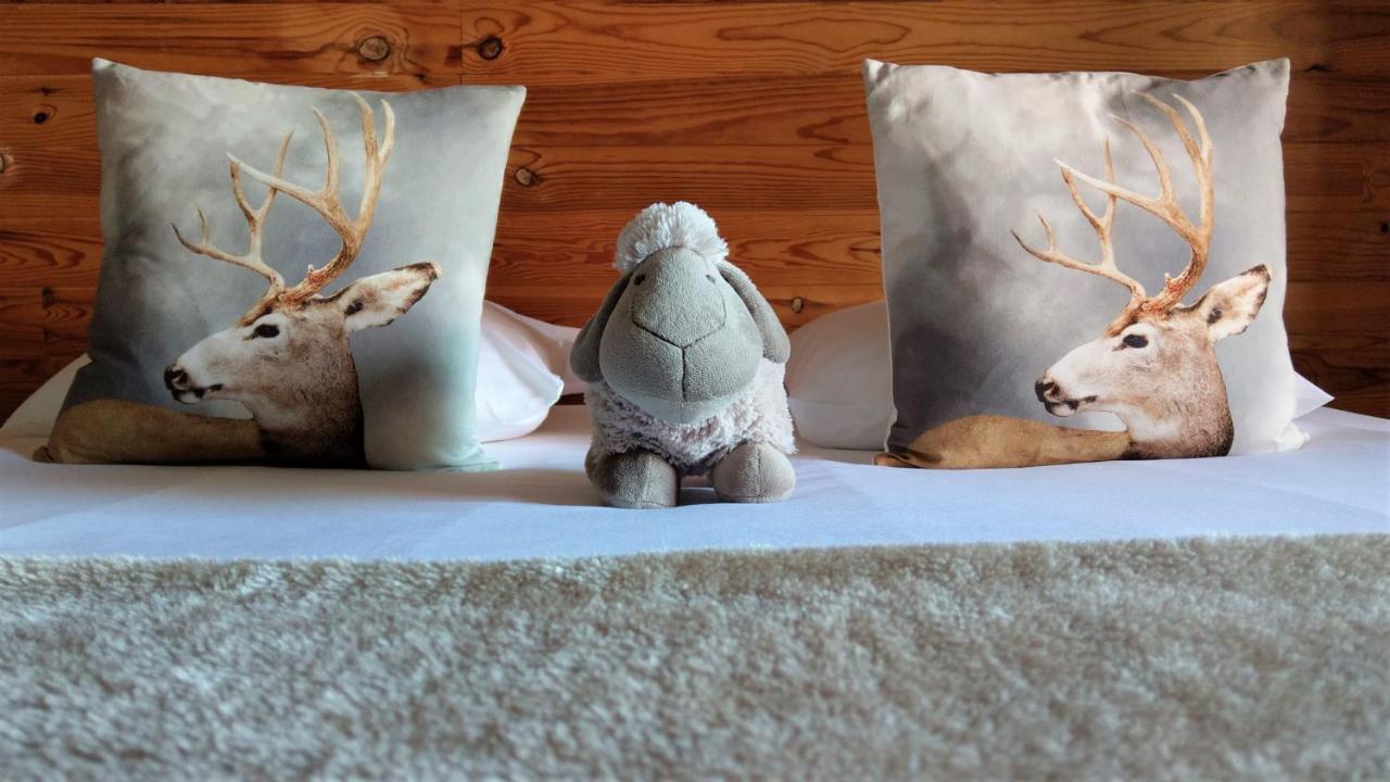 Domaine De L'Olifant Bed & Breakfast Champanges Екстериор снимка