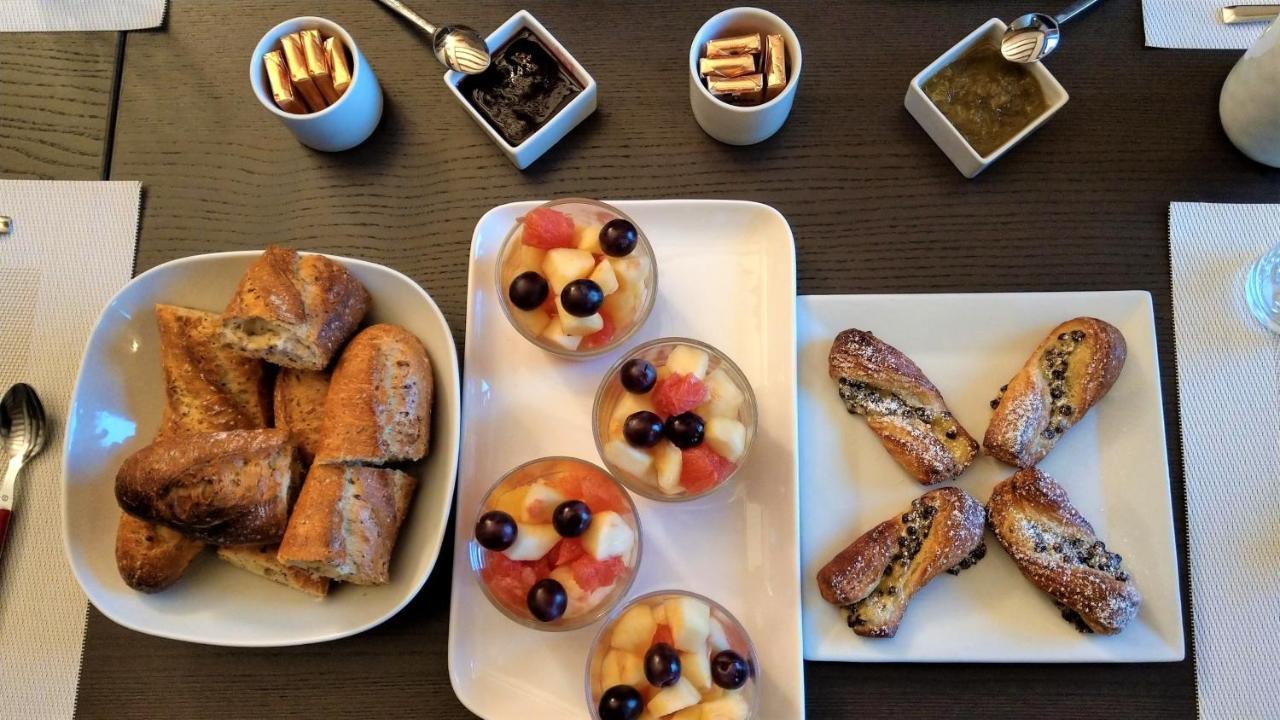 Domaine De L'Olifant Bed & Breakfast Champanges Екстериор снимка
