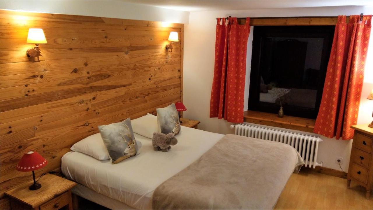 Domaine De L'Olifant Bed & Breakfast Champanges Екстериор снимка