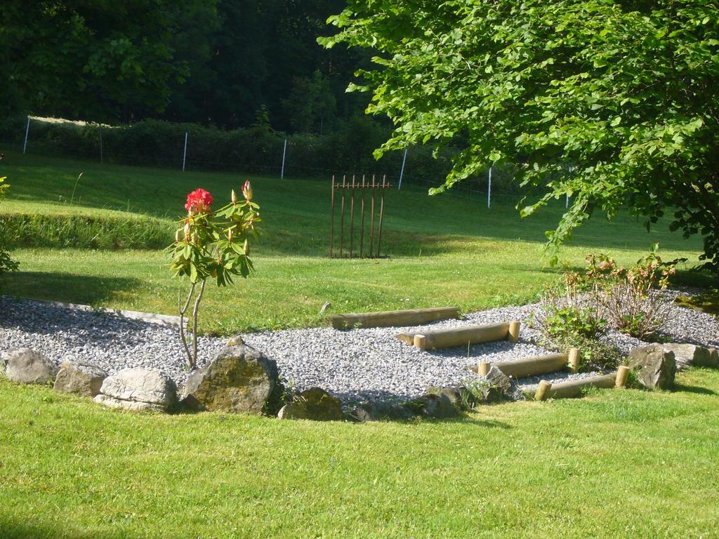 Domaine De L'Olifant Bed & Breakfast Champanges Екстериор снимка