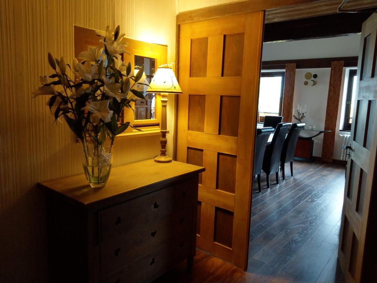 Domaine De L'Olifant Bed & Breakfast Champanges Екстериор снимка